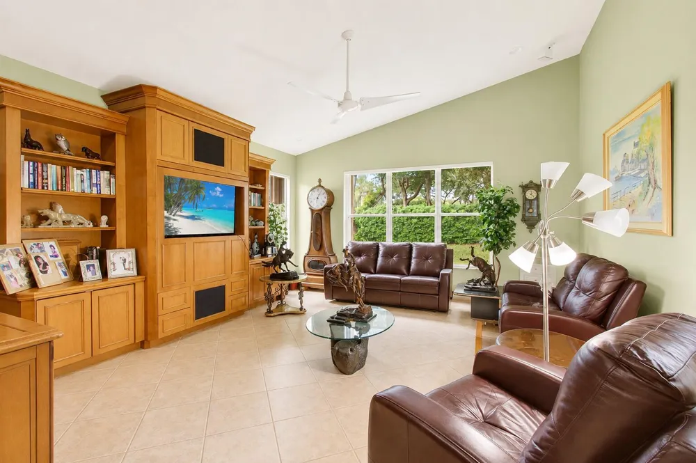 8855 Majorca Bay Drive Lake Worth, FL 33467