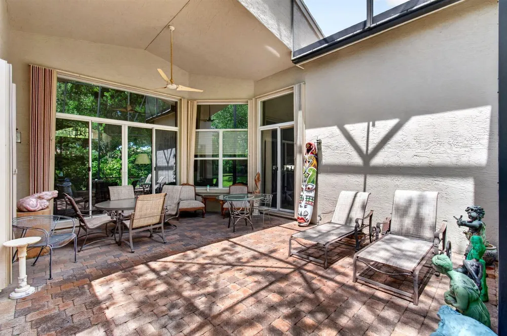8855 Majorca Bay Drive Lake Worth, FL 33467