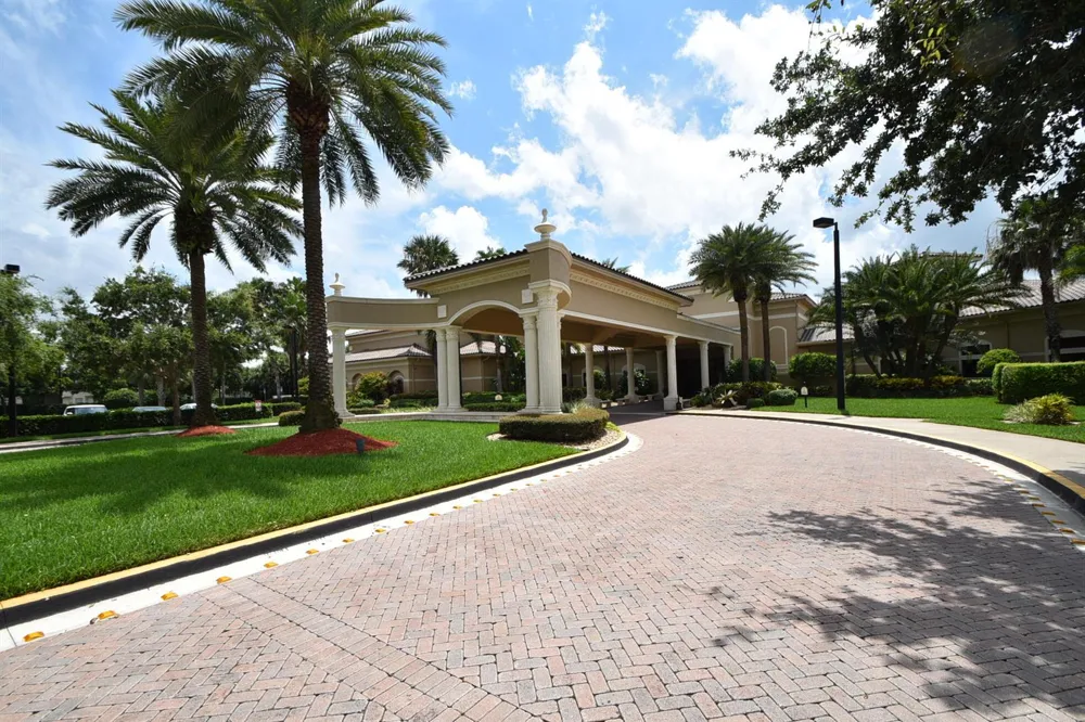 8855 Majorca Bay Drive Lake Worth, FL 33467