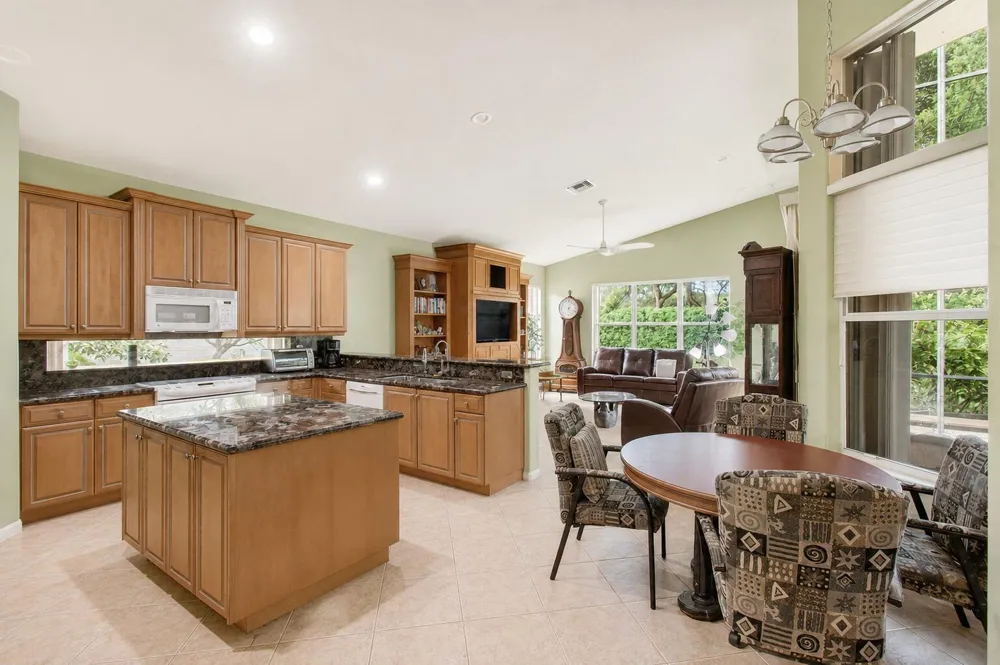 8855 Majorca Bay Drive Lake Worth, FL 33467