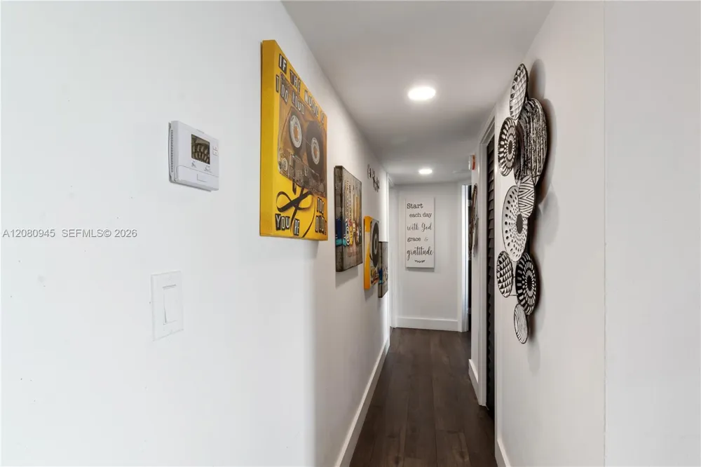 2780 NE 183rd St #2114 Aventura, FL 33160