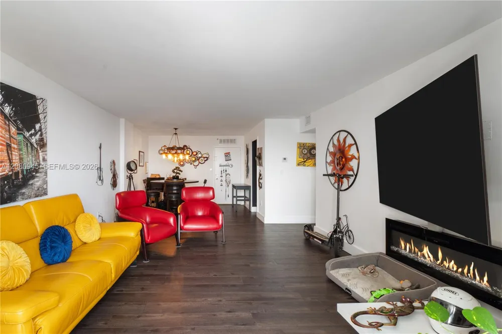 2780 NE 183rd St #2114 Aventura, FL 33160