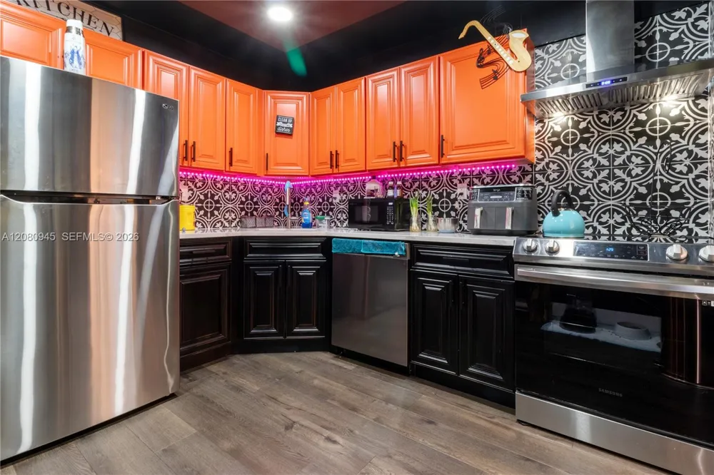 2780 NE 183rd St #2114 Aventura, FL 33160