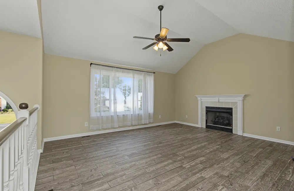 3418 Poplar Hill Clarksville, TN 37043