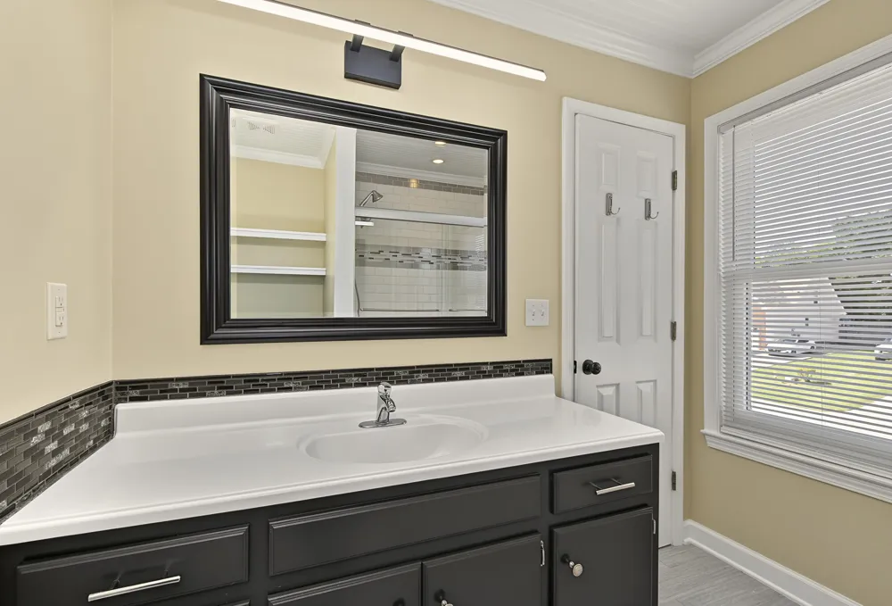 3418 Poplar Hill Clarksville, TN 37043