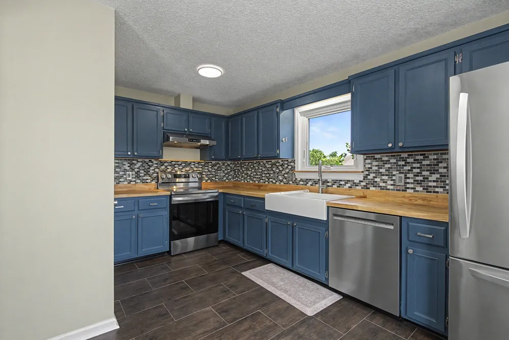 3418 Poplar Hill Clarksville, TN 37043