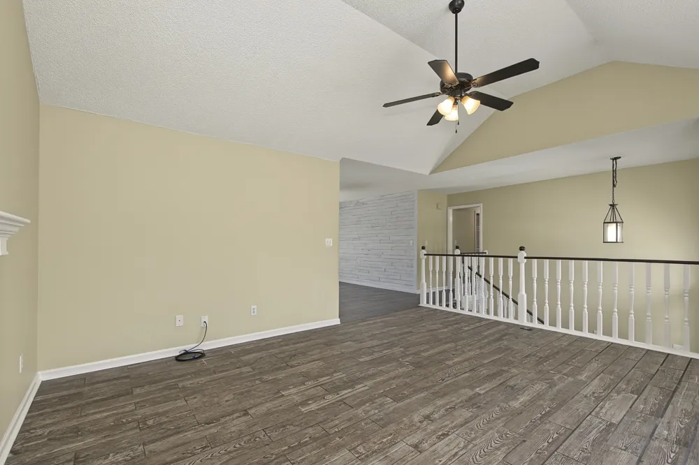 3418 Poplar Hill Clarksville, TN 37043