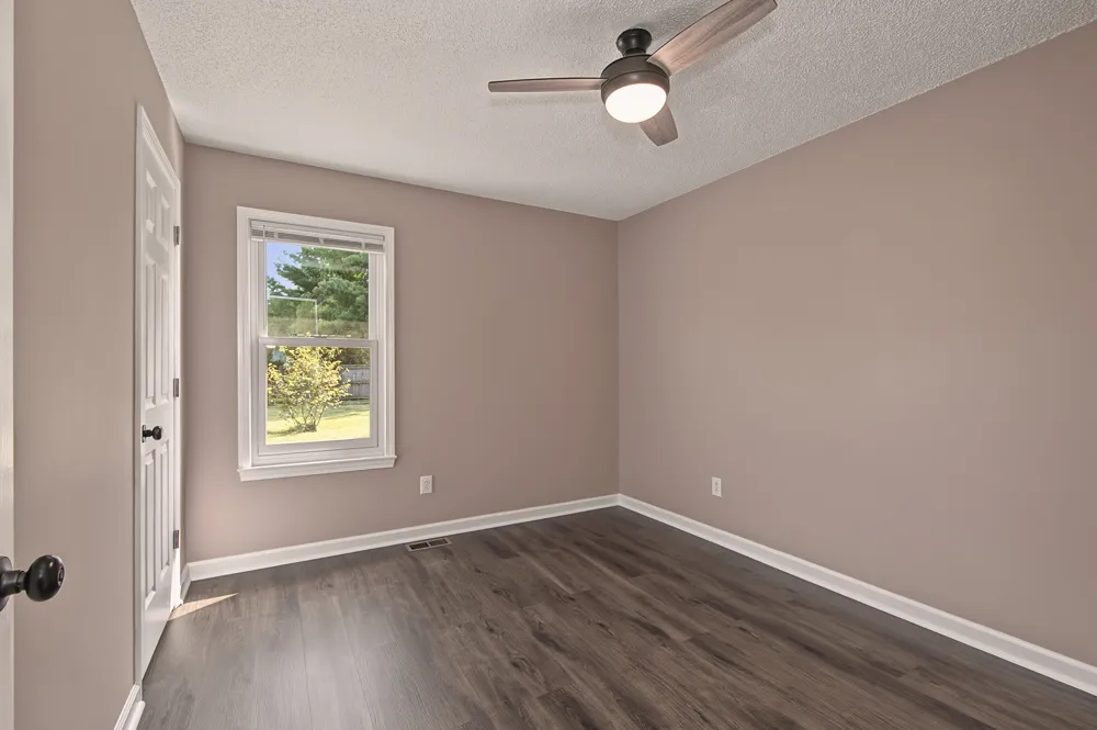 3418 Poplar Hill Clarksville, TN 37043