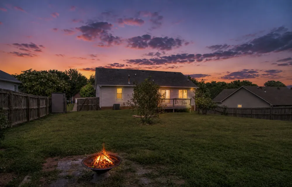 3418 Poplar Hill Clarksville, TN 37043