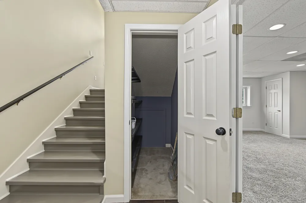 3418 Poplar Hill Clarksville, TN 37043