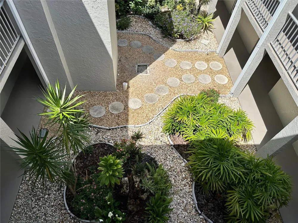 1330 GLEN OAKS DRIVE E #370D Sarasota, FL 34232