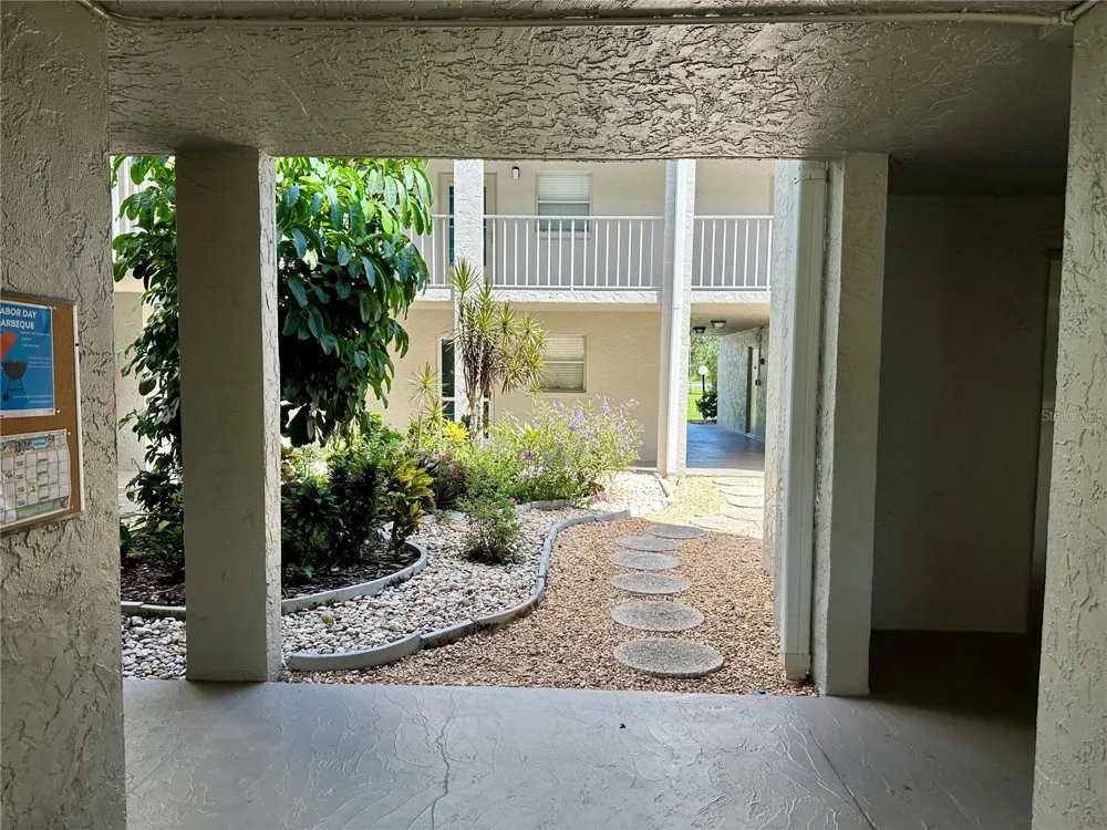 1330 GLEN OAKS DRIVE E #370D Sarasota, FL 34232