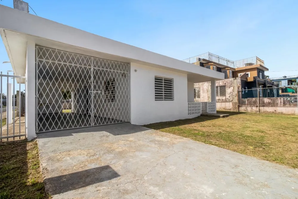 3 URB. TOAVILLE #10 Toa Baja, PR 00949