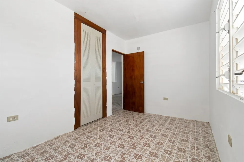 3 URB. TOAVILLE #10 Toa Baja, PR 00949