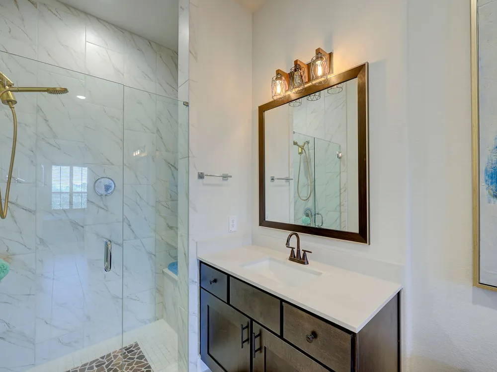232 Flora Springs Cove Liberty Hill, TX 78642