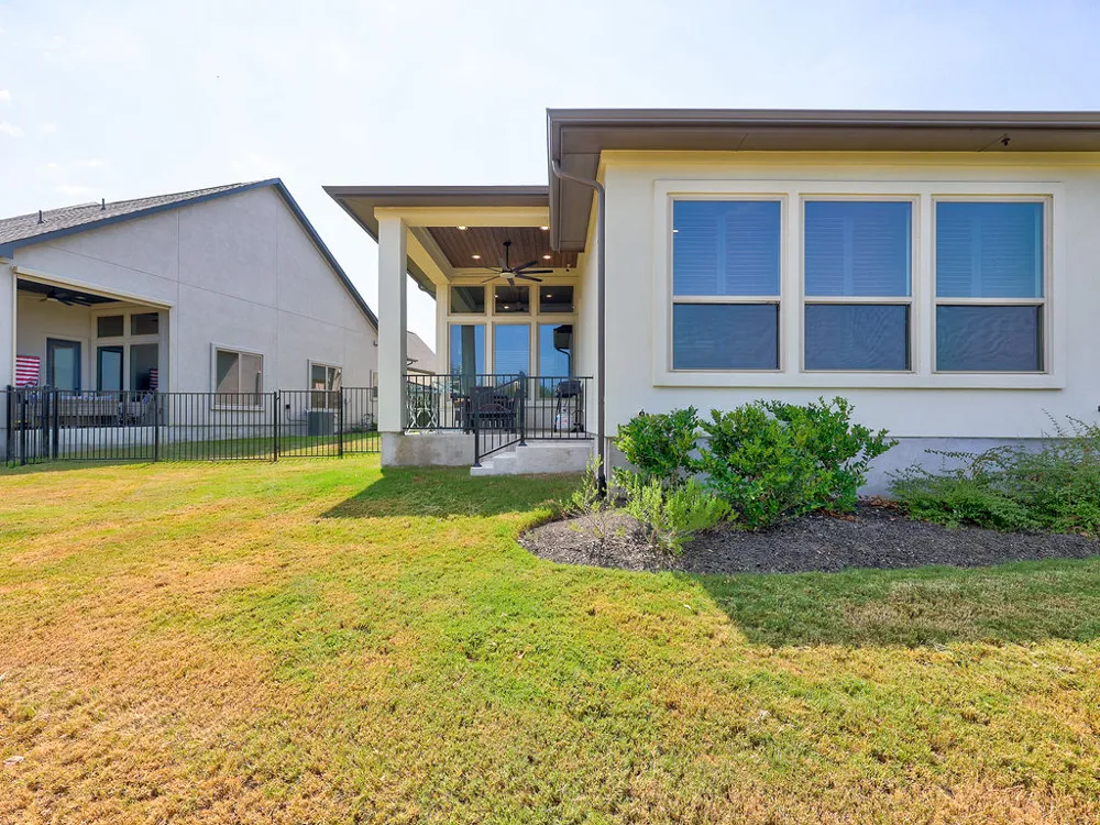 232 Flora Springs Cove Liberty Hill, TX 78642
