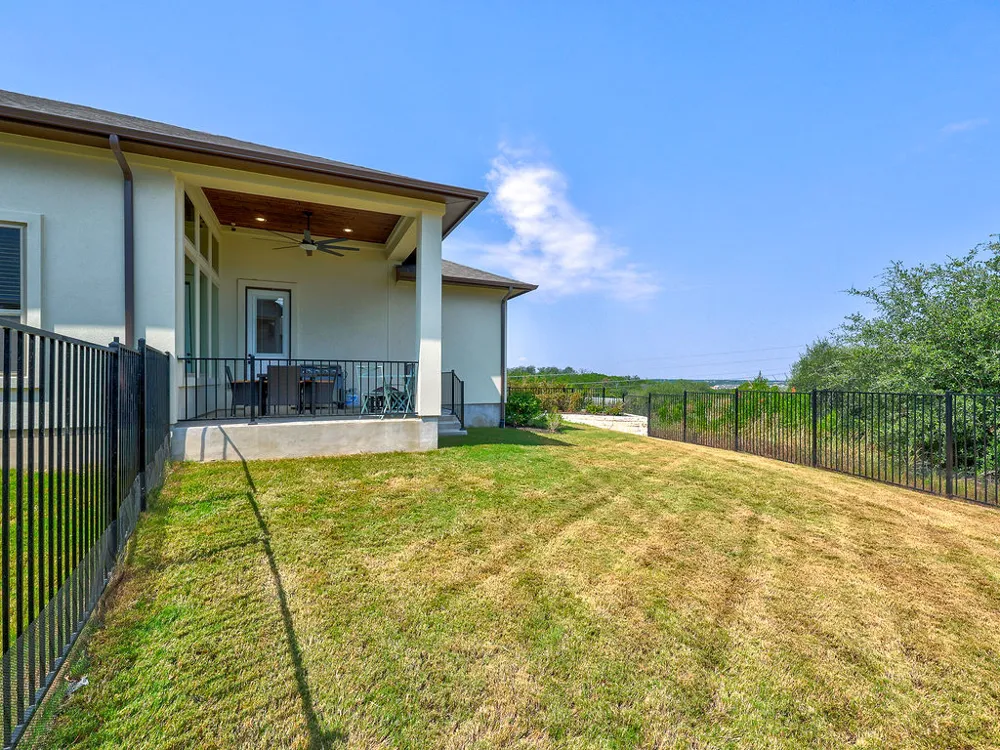 232 Flora Springs Cove Liberty Hill, TX 78642