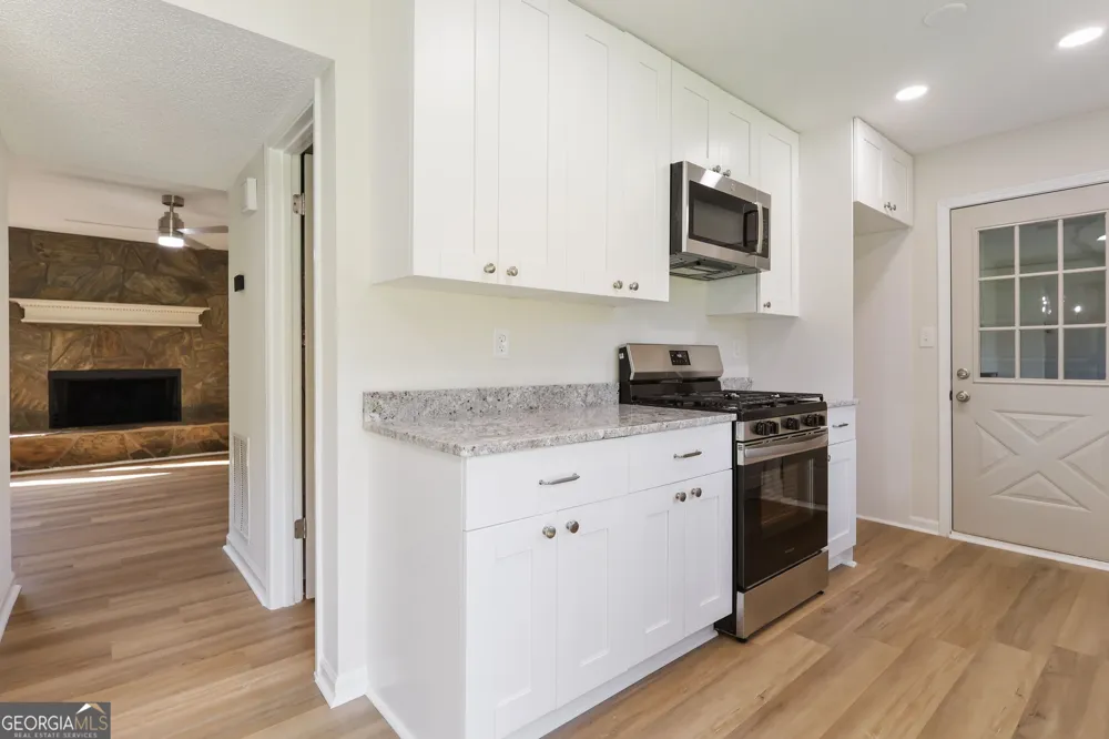 4068 Hunt WAY Rex, GA 30273
