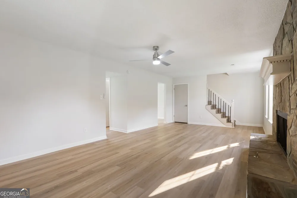 4068 Hunt WAY Rex, GA 30273