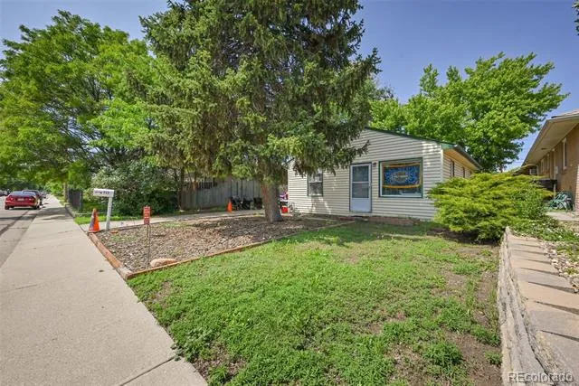 735 S Krameria Street Denver, CO 80224