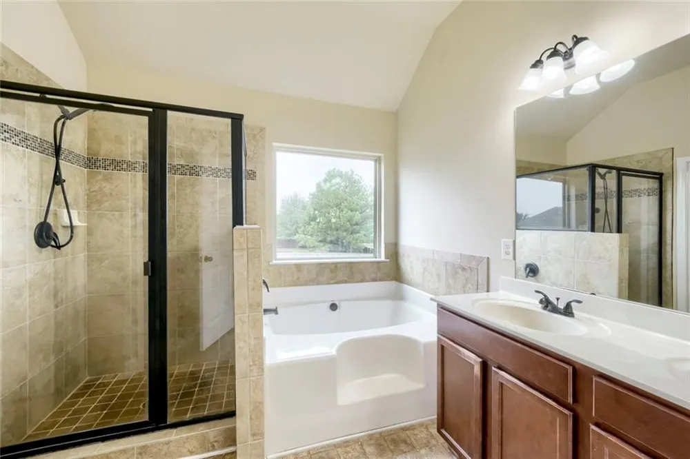 2351 Willow Shade Lane Loganville, GA 30052