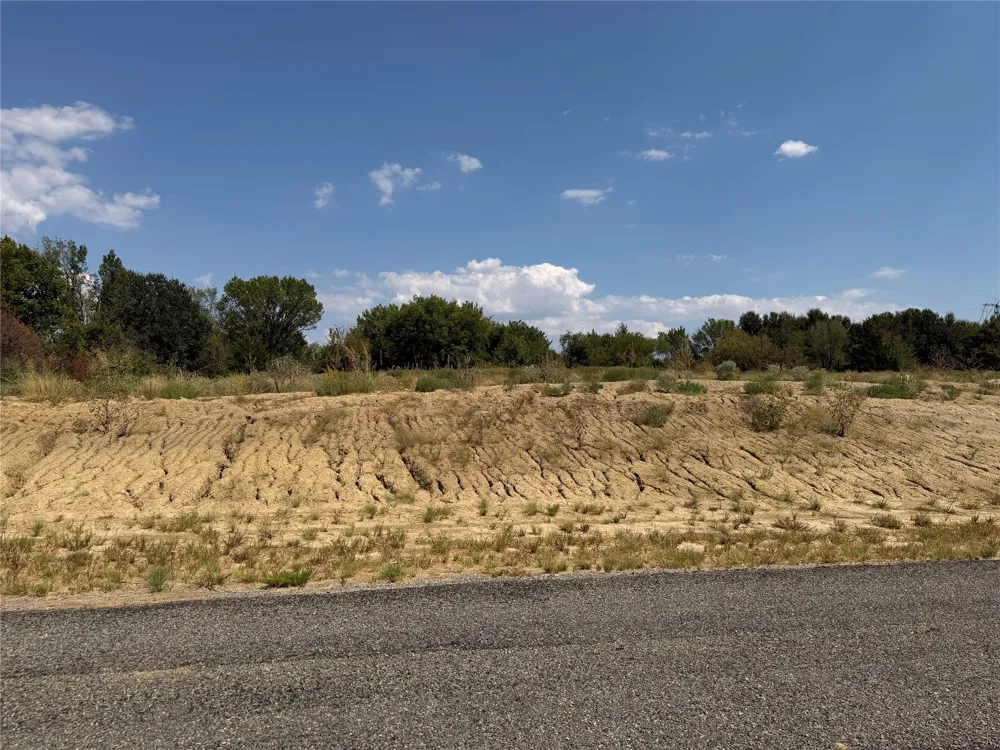 County Road 1110 Farmersville, TX 75442