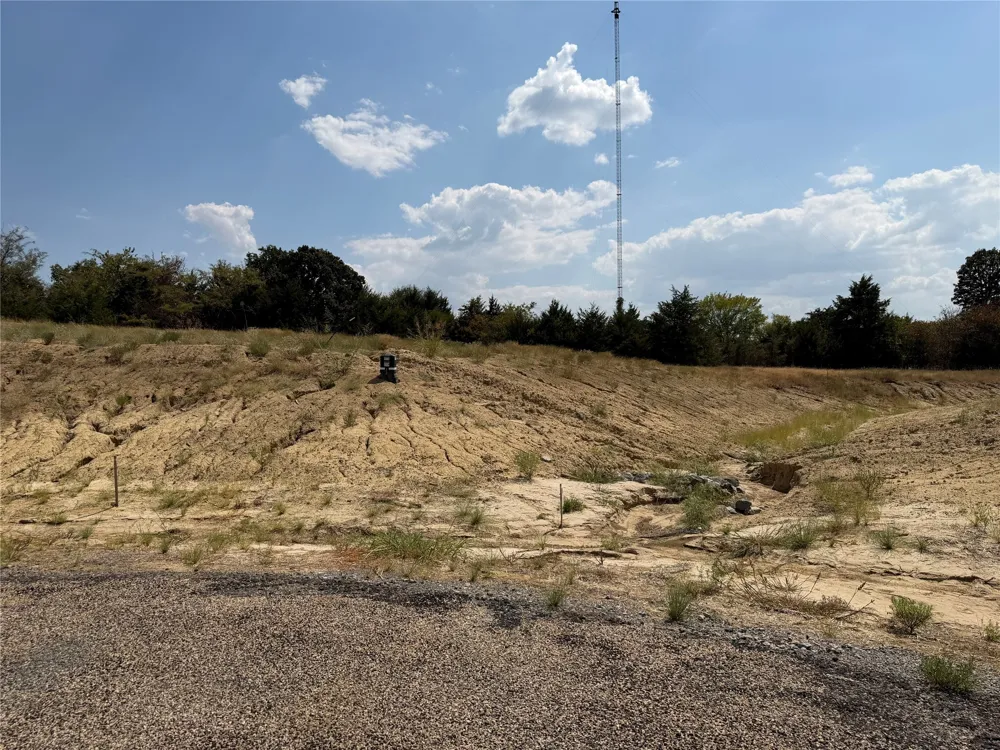 County Road 1110 Farmersville, TX 75442