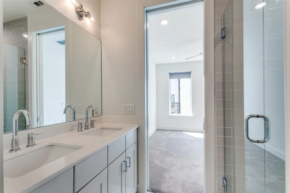 4426 Cabell Drive #1105 Dallas, TX 75204