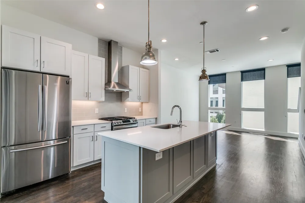 4426 Cabell Drive #1105 Dallas, TX 75204