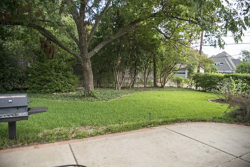 7431 Midbury Drive Dallas, TX 75230