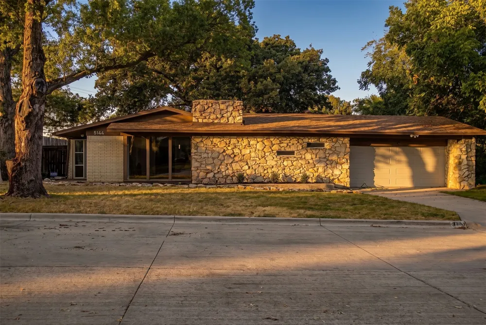 5144 Jennings Drive North Richland Hills, TX 76180