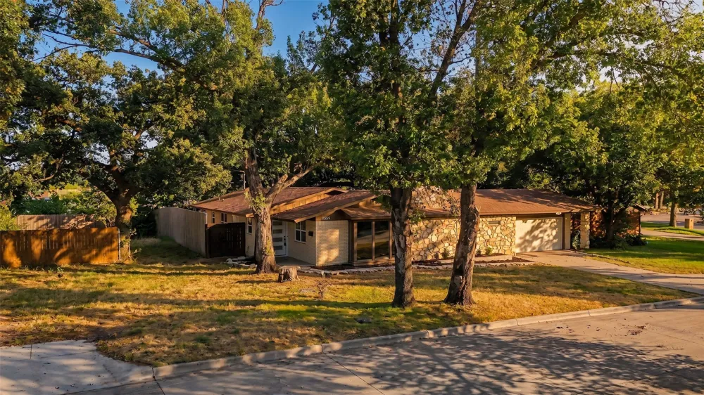 5144 Jennings Drive North Richland Hills, TX 76180