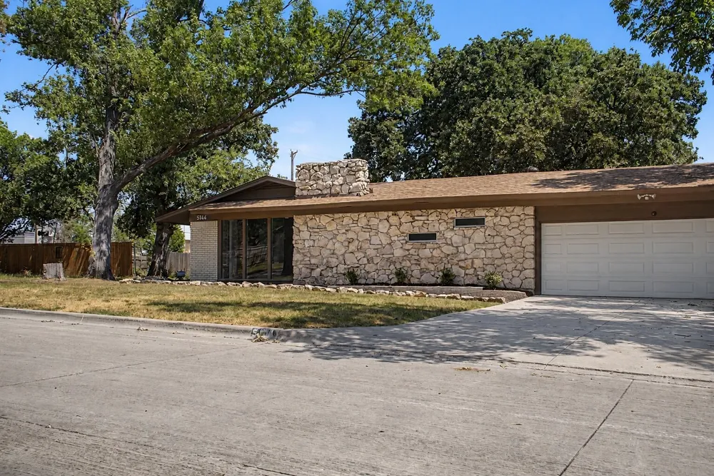 5144 Jennings Drive North Richland Hills, TX 76180