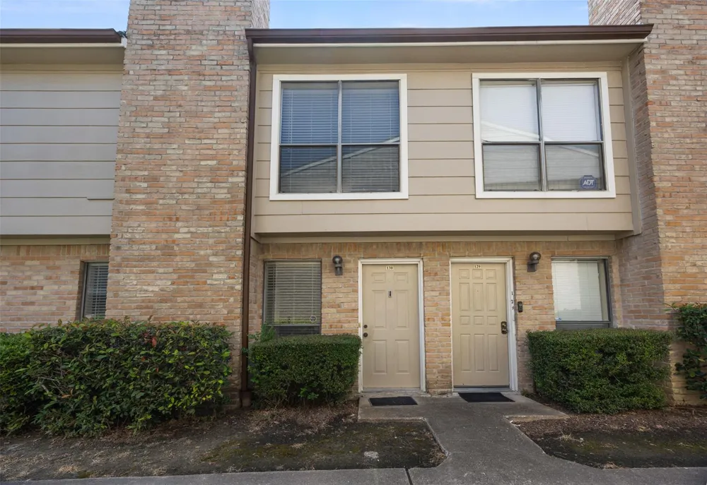 2100 Wilcrest Drive #130 Houston, TX 77042
