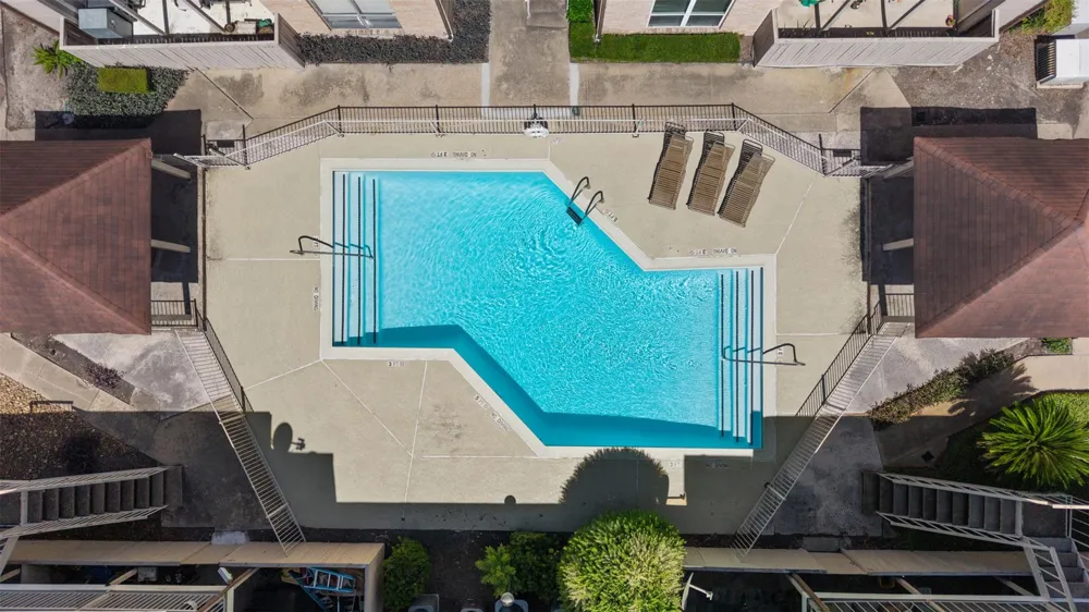 2100 Wilcrest Drive #130 Houston, TX 77042