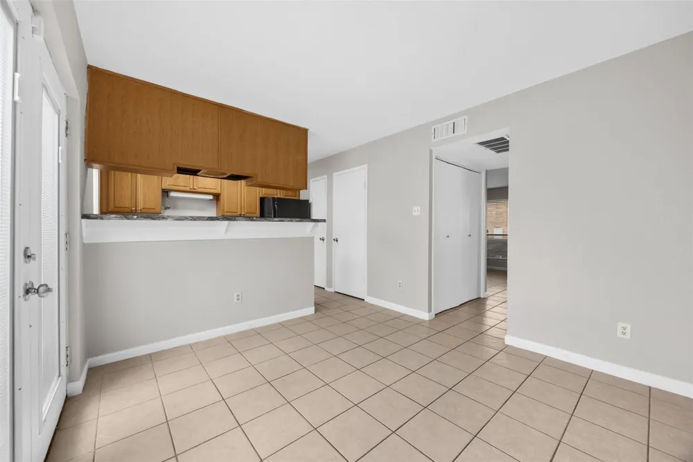 2100 Wilcrest Drive #130 Houston, TX 77042