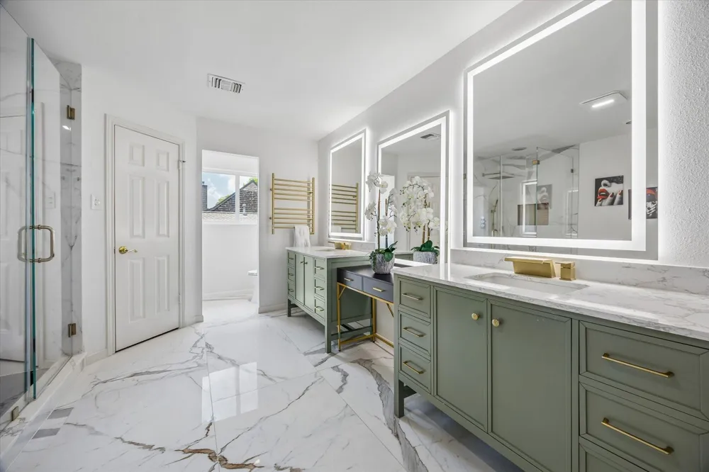 1112 Nantucket Drive #A Houston, TX 77057