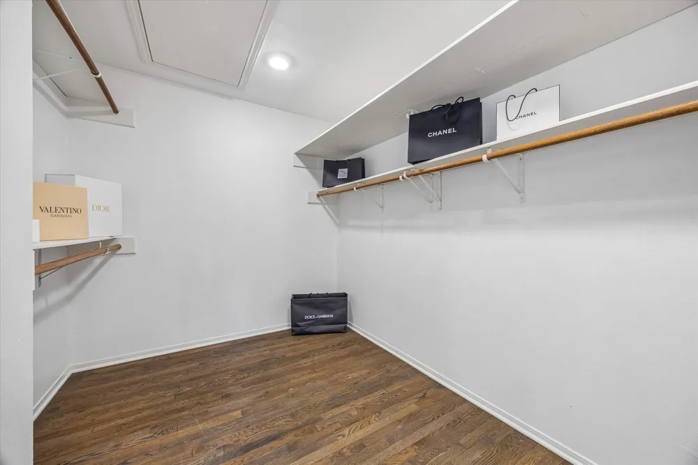 1112 Nantucket Drive #A Houston, TX 77057