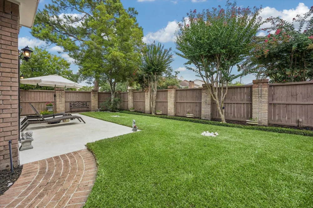 1112 Nantucket Drive #A Houston, TX 77057