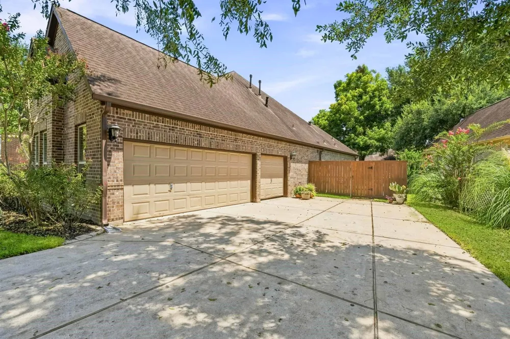 4518 Wickby Street Fulshear, TX 77441