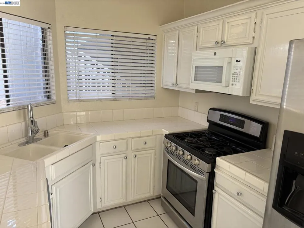 3663 Oakwood Ter #211 Fremont, CA 94536