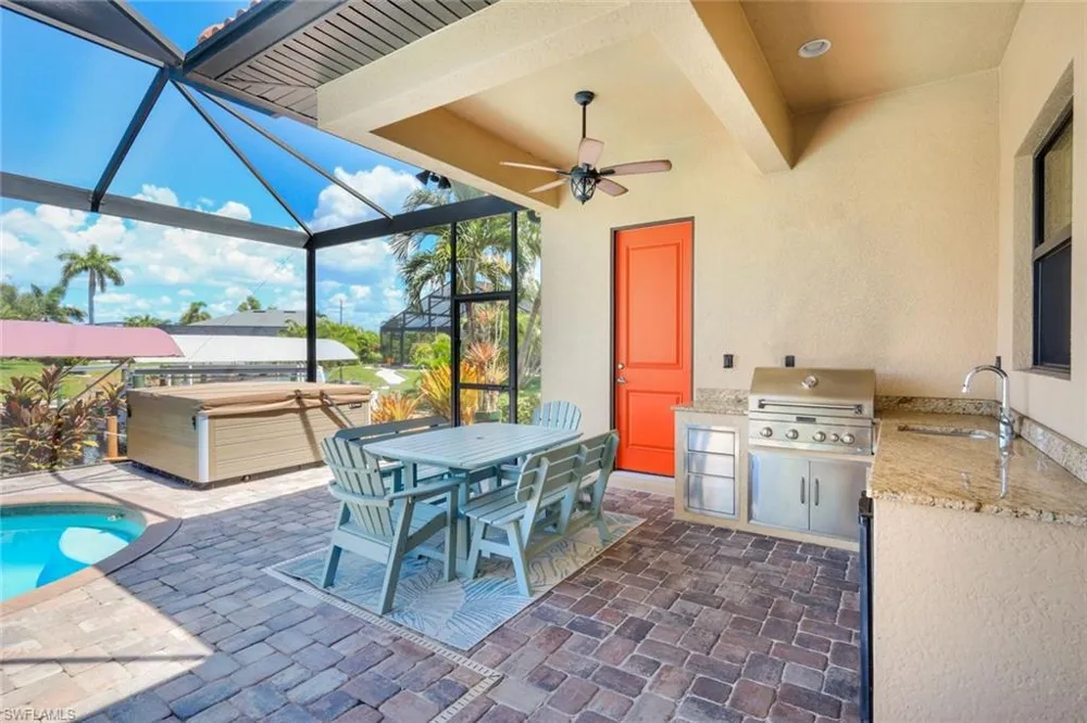 1621 SW 43rd Terrace Cape Coral, FL 33914