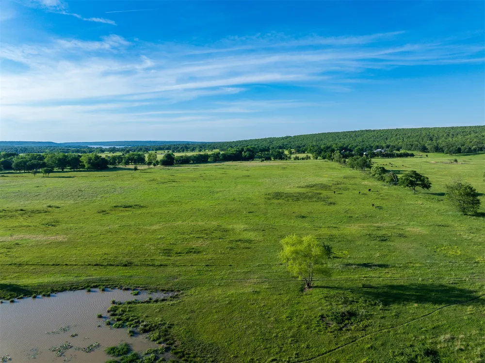 4 McNally Flats Road Eufaula, OK 74432