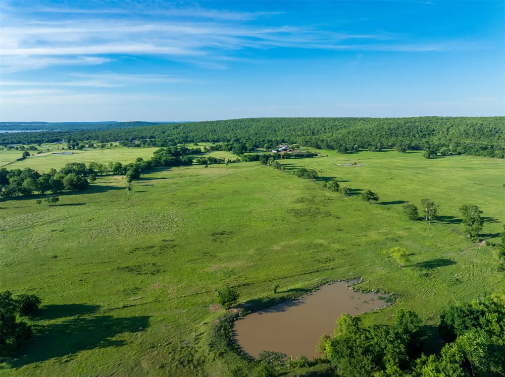 4 McNally Flats Road Eufaula, OK 74432