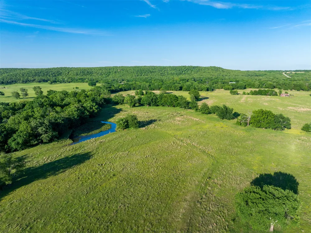 4 McNally Flats Road Eufaula, OK 74432
