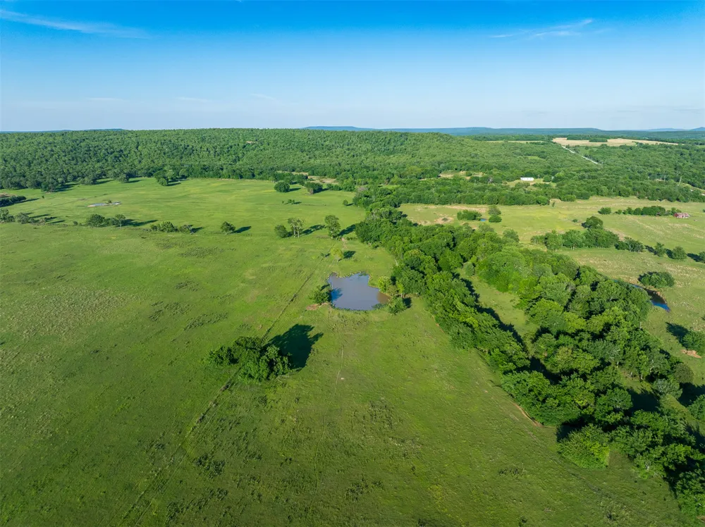 4 McNally Flats Road Eufaula, OK 74432