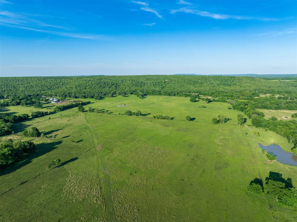 4 McNally Flats Road Eufaula, OK 74432