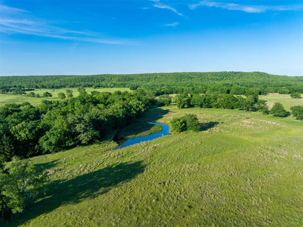 4 McNally Flats Road Eufaula, OK 74432