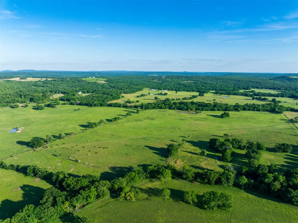 4 McNally Flats Road Eufaula, OK 74432