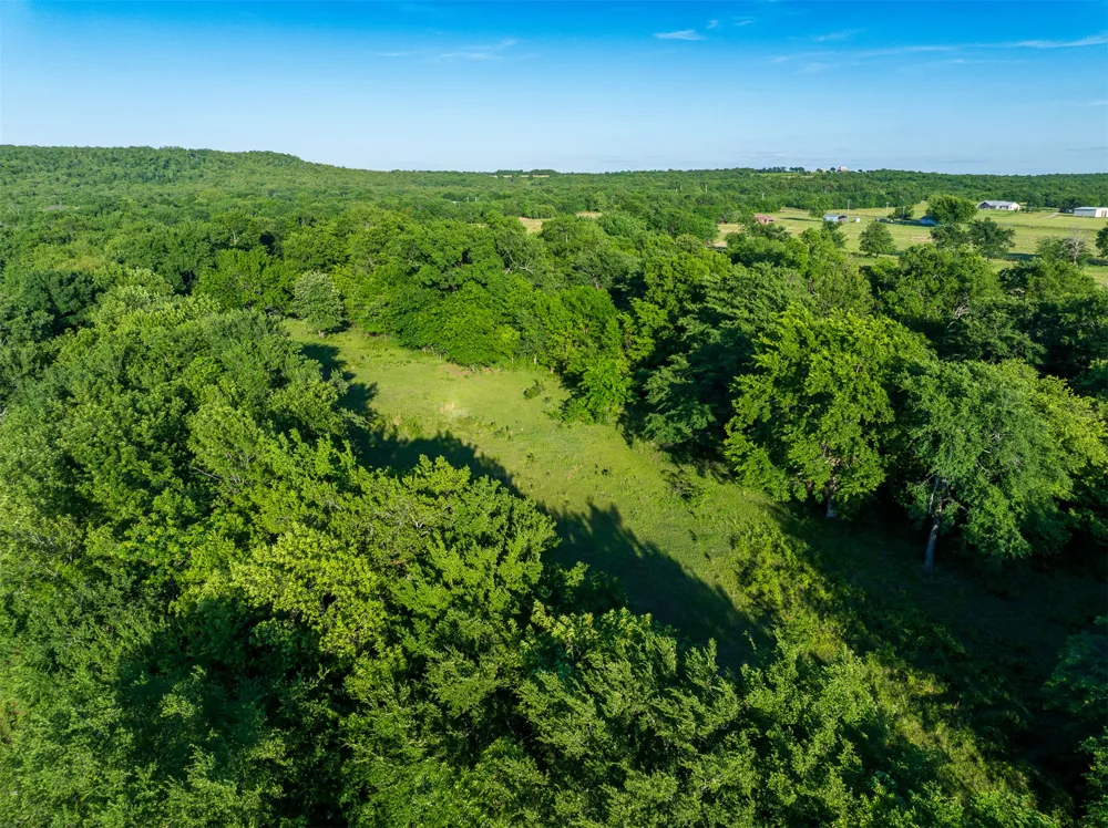 4 McNally Flats Road Eufaula, OK 74432